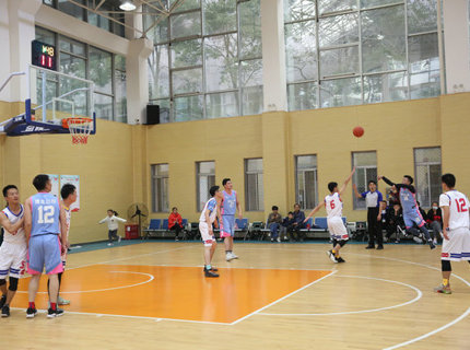 公司籃球隊(duì)再下一城