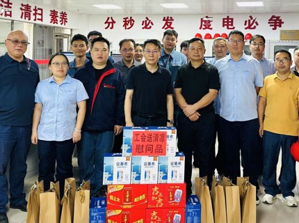 徐磊帶隊到全州優能公司調研檢查并開展“送清涼”慰問